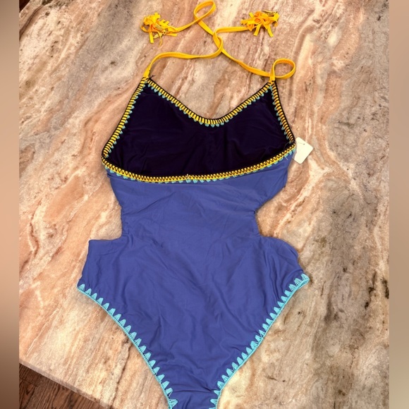 NWT Women’s JESSICA SIMPSON Woodstock reversible swimsuit. Size Small - Picture 4 of 5